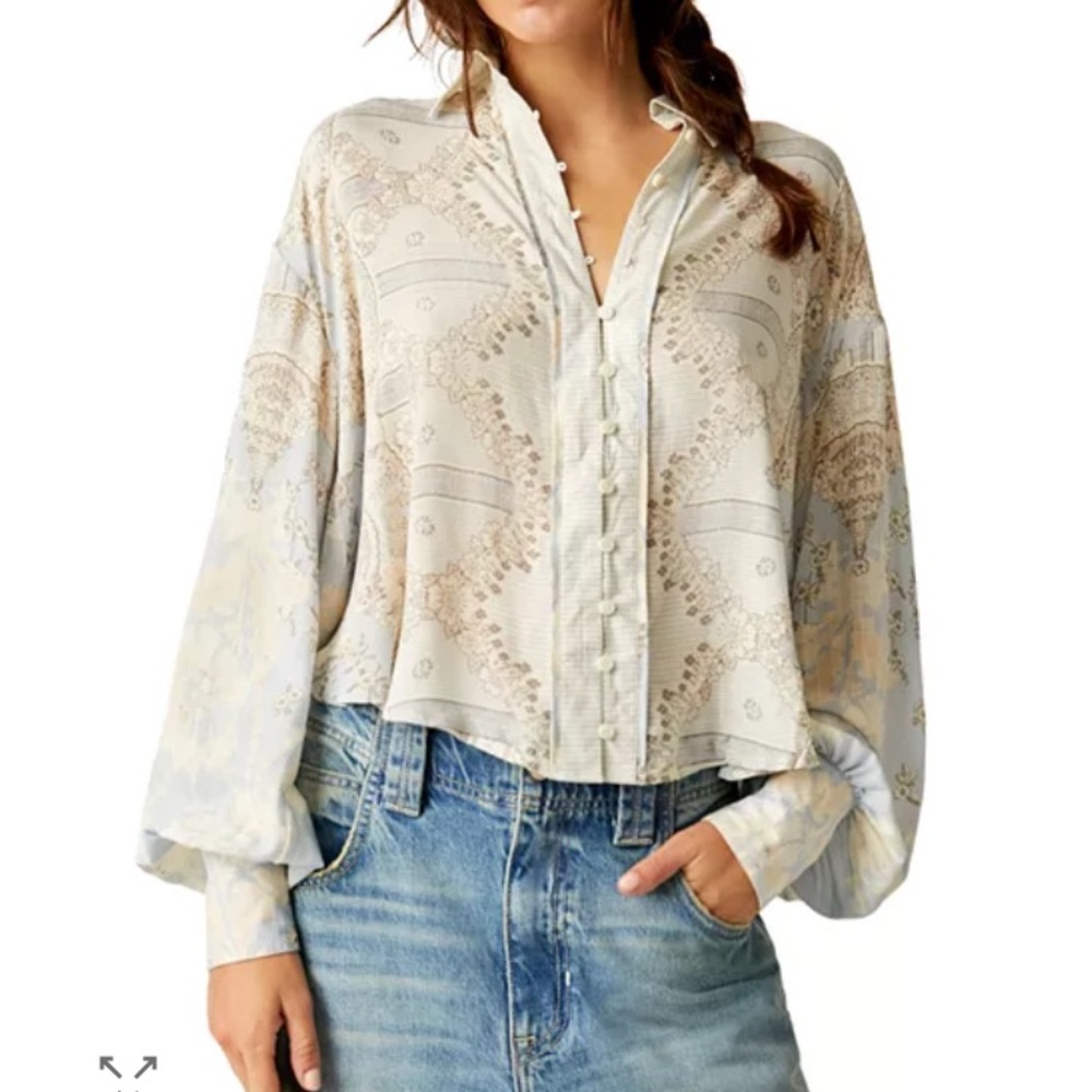 Free people Virgo Baby button down blouse S Sold Out! NWT